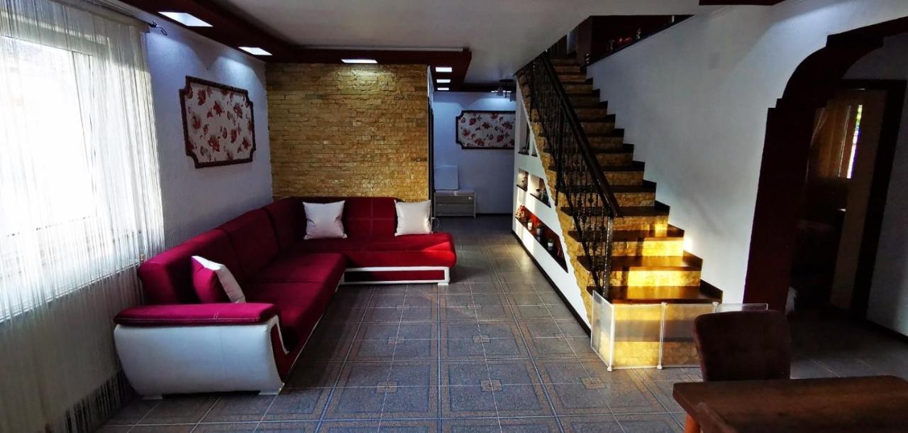 Casa De Vacanta Dalia Si Crina Babadag Esterno foto