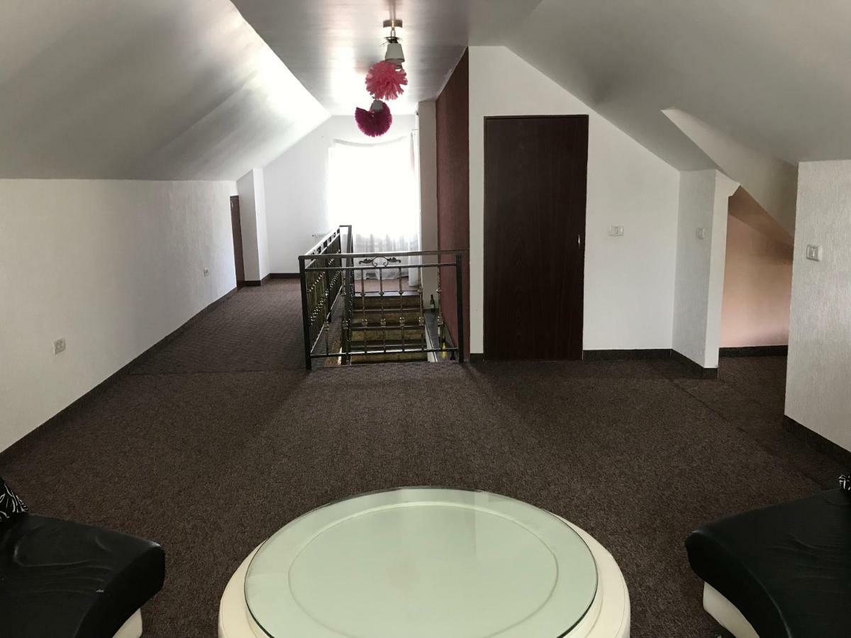 Casa De Vacanta Dalia Si Crina Babadag Esterno foto
